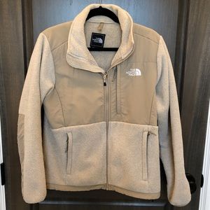Women’s Fleece North Face Jacket